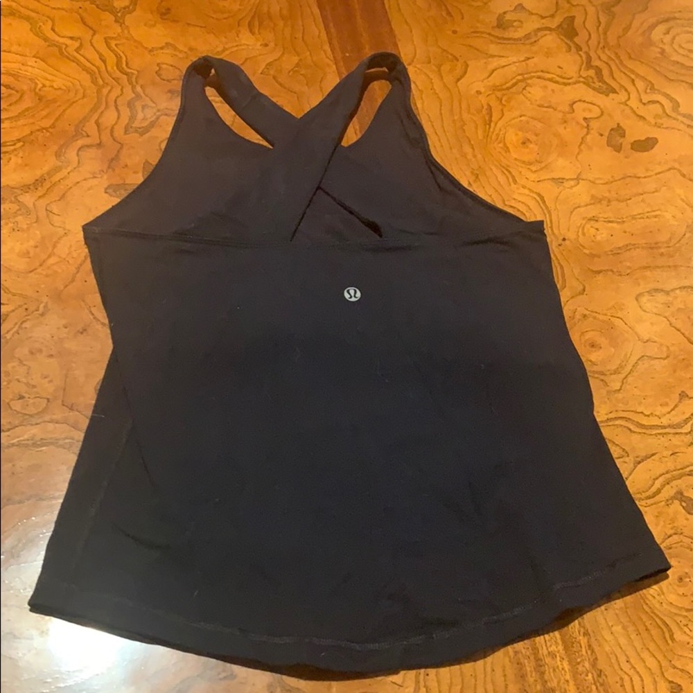 Lululemon black workout tank top with built in bra